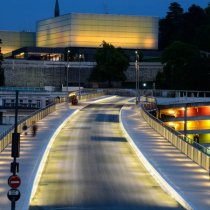 Tap de poitiers la nuit - Alain Montaufier Photographe 86 Photo de nuit éclairage urbain design Photo d'architecture Vienne viaduc de Poitiers
