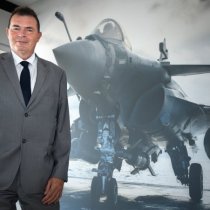 portrait dirigeant - photo portrait de dirigeant- Cadre aéronautique - Alain Montaufier Photographe à Poitiers