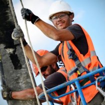 ouvrier sur le chantier Tours Bordeaux grande vitesse - groupe Vinci - nouvelle ligne LGV - photo Alain Montaufier